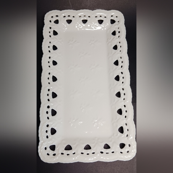 Cream Lace Pattern Skye McGhie Olive Serving Dish Pin Tray Guest Soaps - Picture 5 of 5